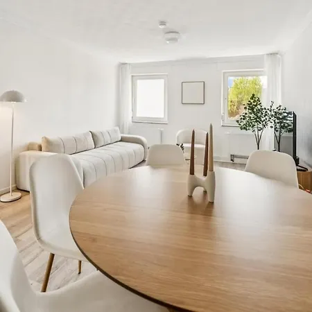 Design Near Bonn - Up To 6 Guests *
