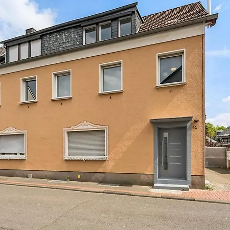 Design Near Bonn - Up To 6 Guests